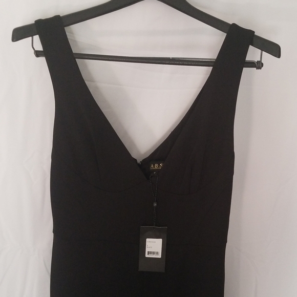 ABS Collection Plunging Neckline Jersey Shape Evening Gown - Picture 4 of 17